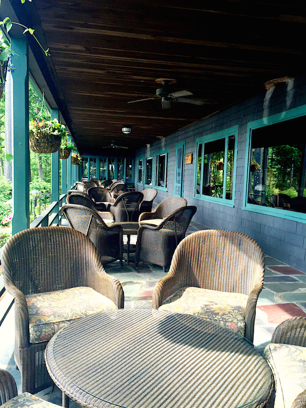 Migis Lodge veranda