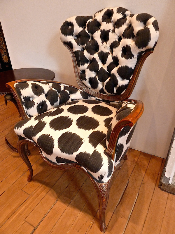 Madeline Weinrib black Mu Ikat Vintage Slipper Chair