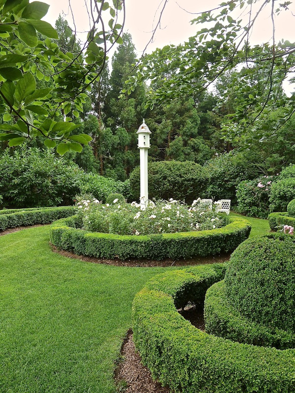 Lauder gardens in East Hampton