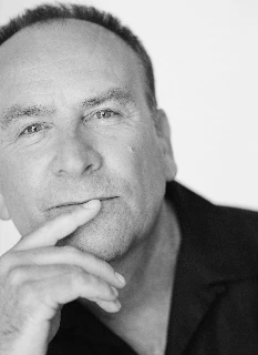 RichardFrinierBJHeadshotFall2010