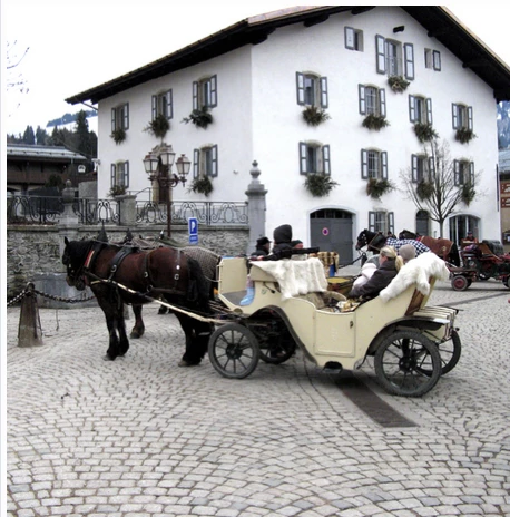 tour megeve by horse-drawn carriage photo by jerzy snowman