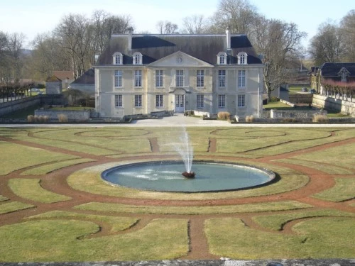 chateau-de-louvois-500x375