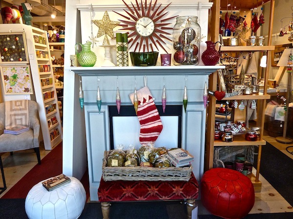 Shop Small Saturday at the shops in new Canaan CT