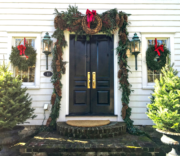 Christmas in Connecticut at designer Lisa Hilderbrand's antique home