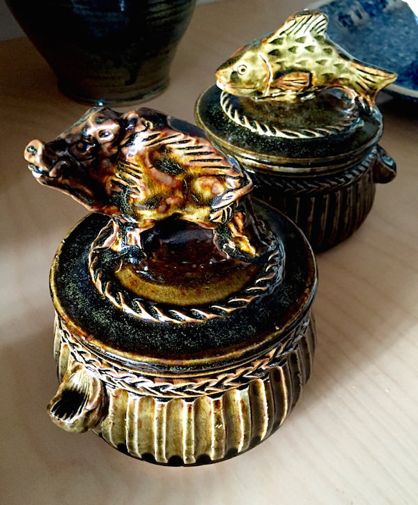 Animal butter dishes at La Tuile a Loup