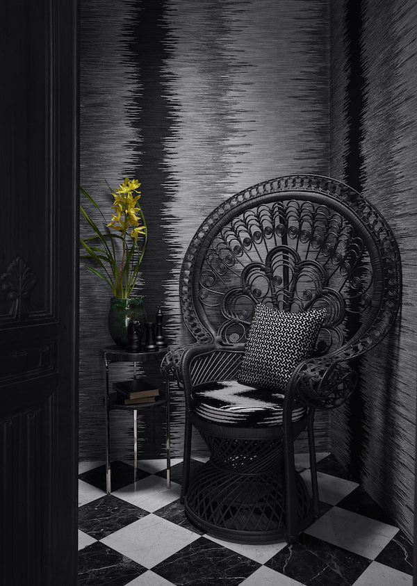 Jim Thompson Aragon black and white wallpaper and fabric