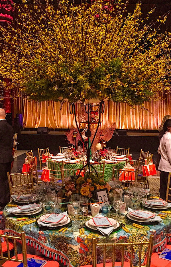 Lenox Hill Neighborhood House Gala Tables Lindsay Coral Harper 