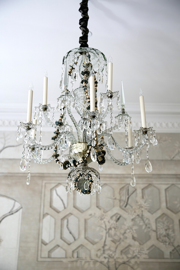 Chandelier in Alex Papachristidis Kips Bay Show house