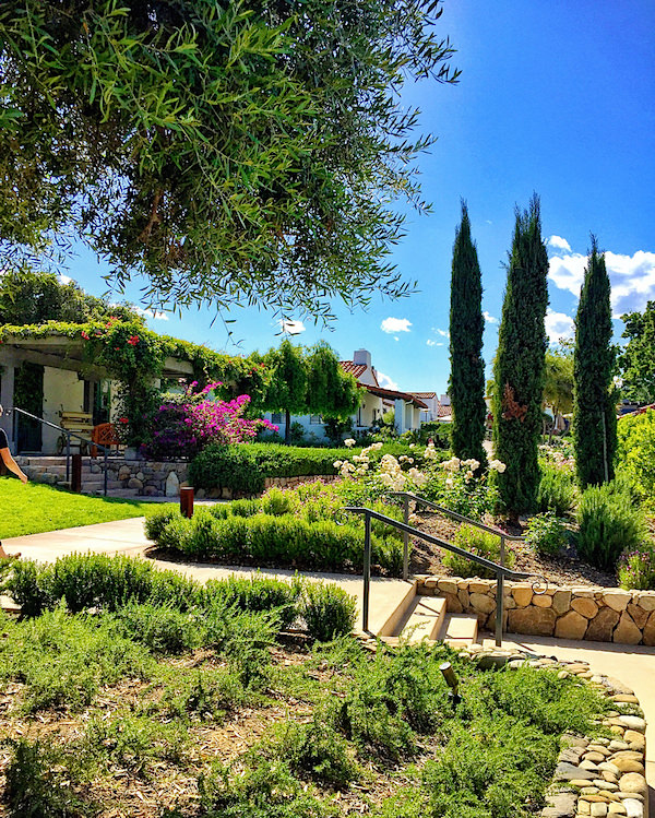 Ojai Valley Inn And Spa Logo