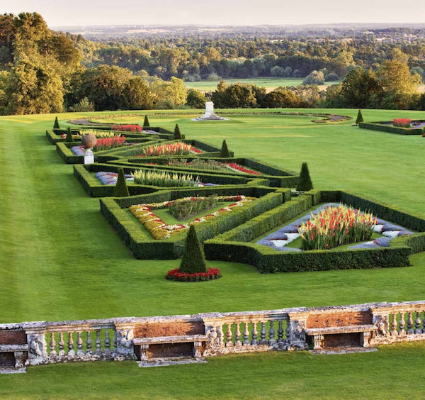 Paradise Found - Gardens of Enchantment by Clive Nichols, published by teNeues. Cliveden House, Buckinghamshire, United Kingdom parterre