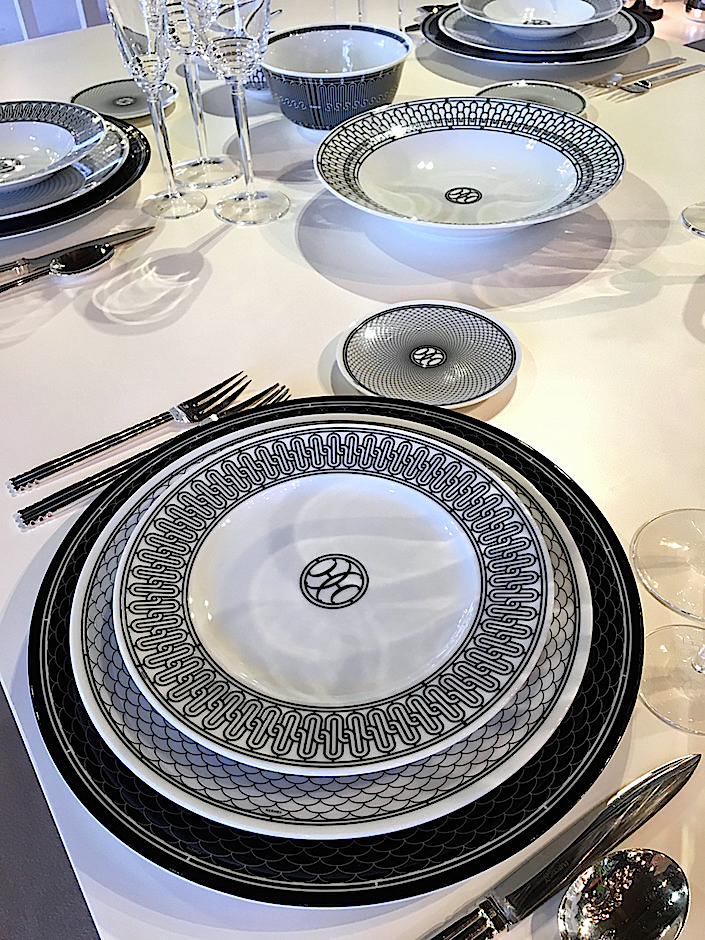 hermes-h-deco-dinnerware