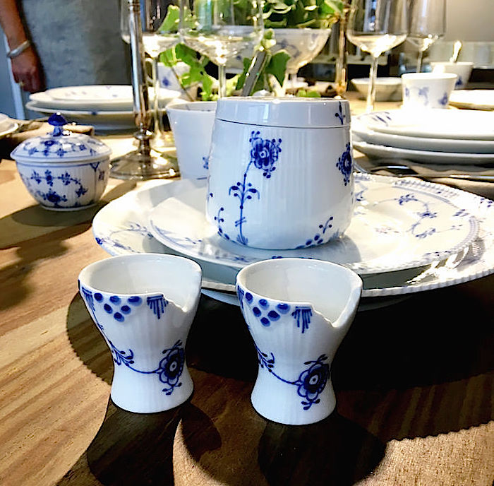 royal-copenhagen-blue-elements-egg-cups