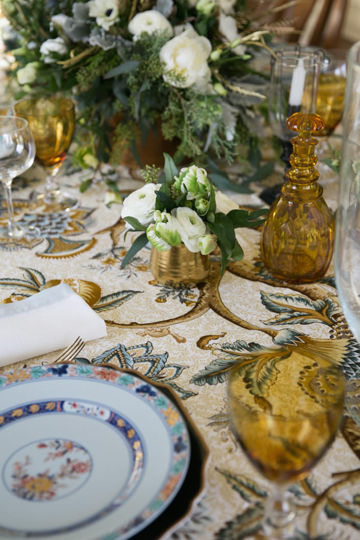 blue and gold Christmas table