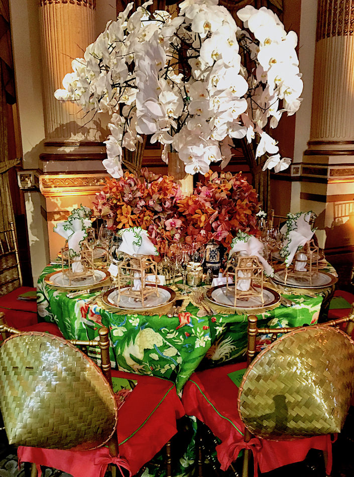 Robin Henry Orchid Dinner table