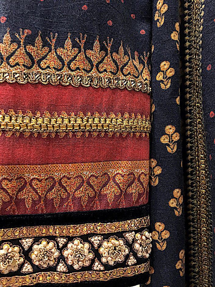 Tarun Tahiliani jacket detail