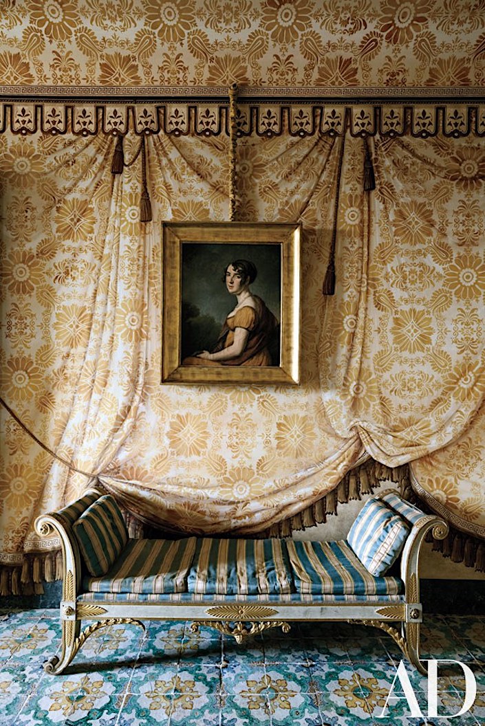 tented bedroom trompe l'oeil in Palazzo di Lorenzo Castelluccio, photo by Armando Rotoletti for AD