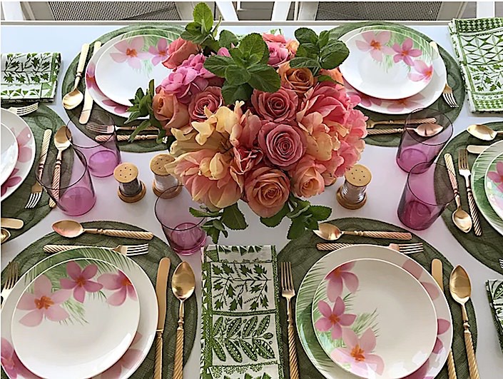 In Full Bloom tablesetting on Everyday-elegance.com-1