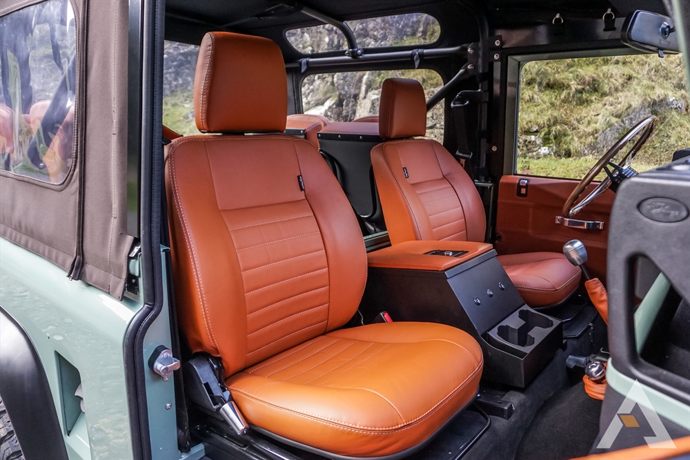 Arkonik Canyon Edition Land Rover Defender interior II