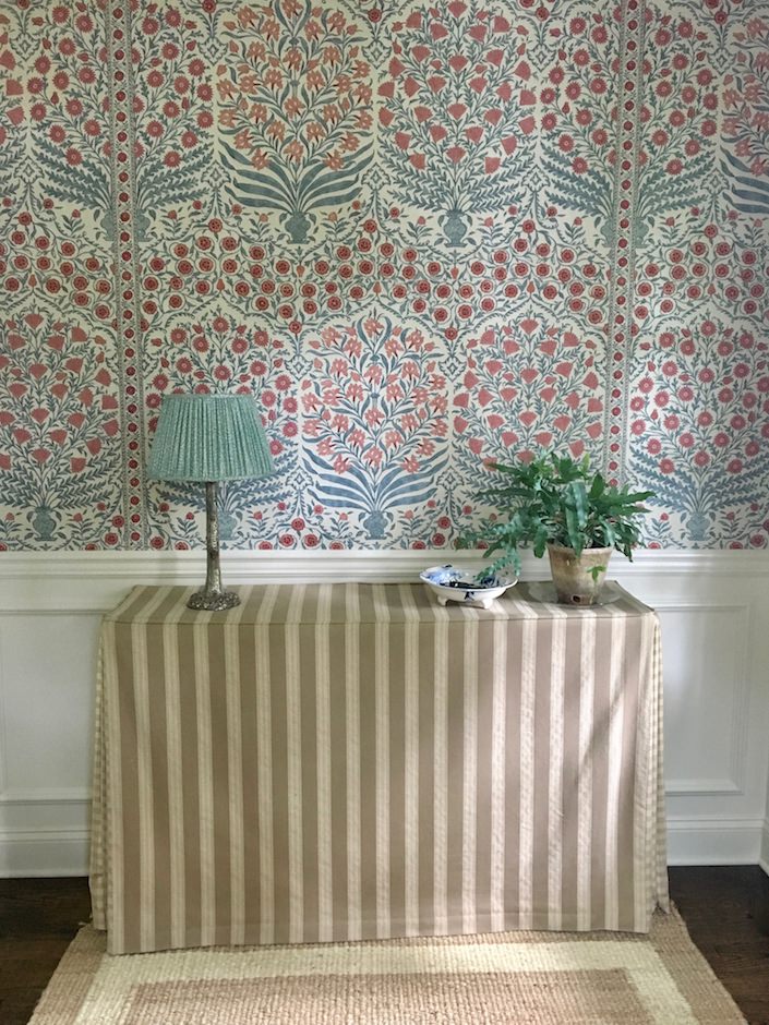 Oscar de la Renta for Lee Jofa Sameera wallpaper via Quintessence-1