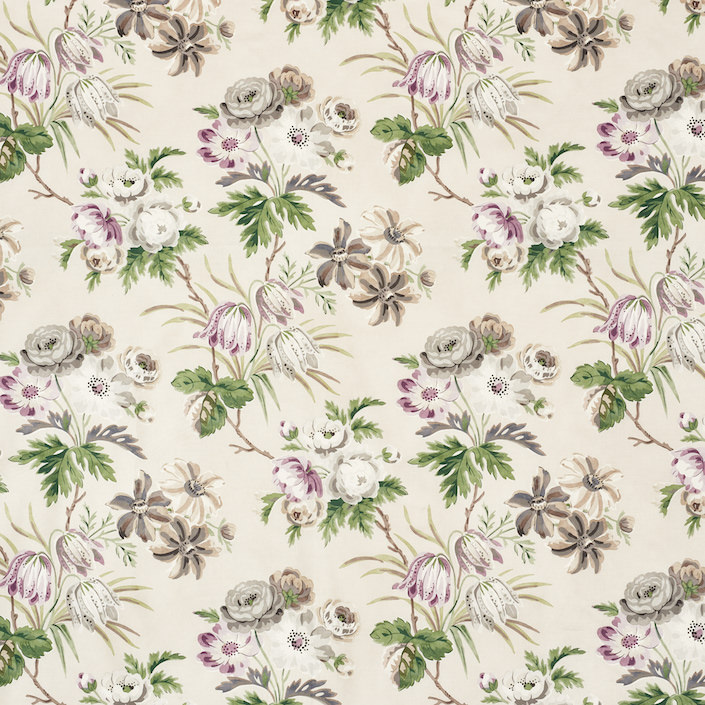 Schumacher Vogue living Cecil in wisteria