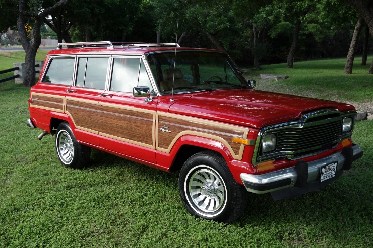 Wagonmaster 1985 Jeep Grand Wagoneer