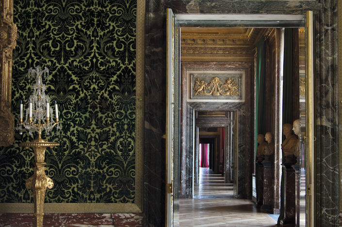 Apartment of the planets at Versailles, photo by Didier Saulnier