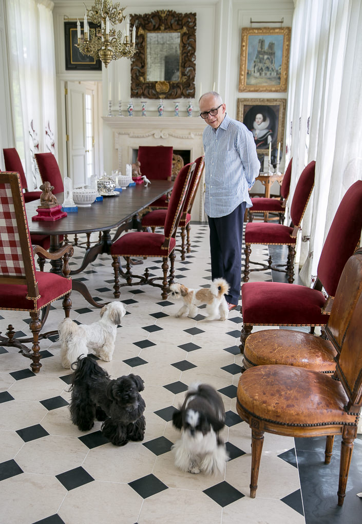 Robert Couturier in At Home with Dogs and Their Designers