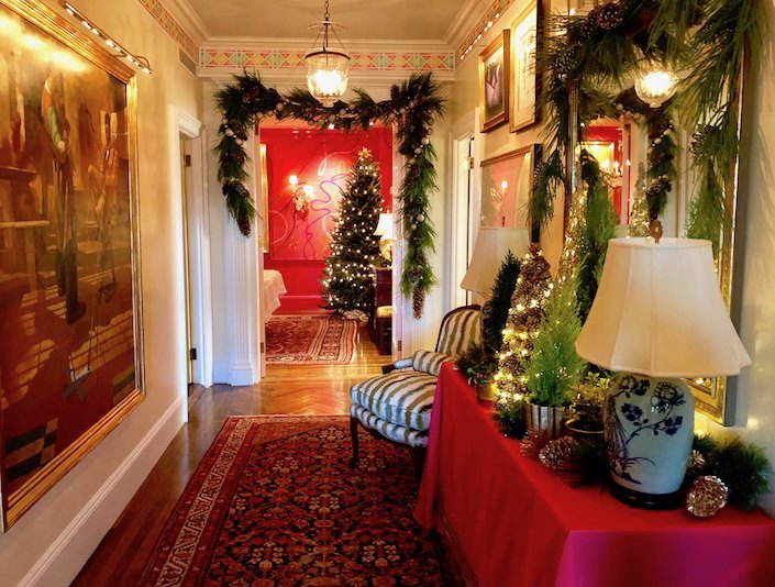 Phillip Thomas decorates his family's Fifth Avenue apartment