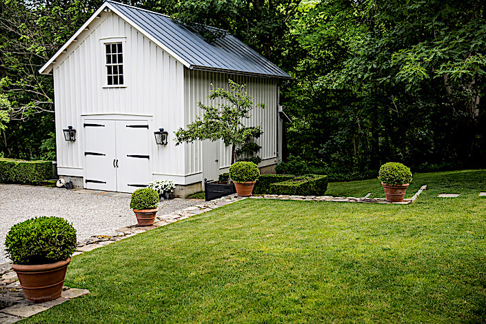 garage at Middlefield