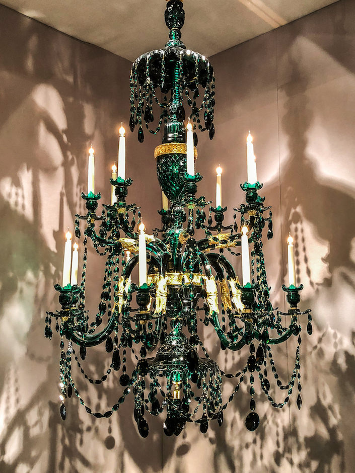 Apter Fredericks chandelier at the 2018 winter antiques show