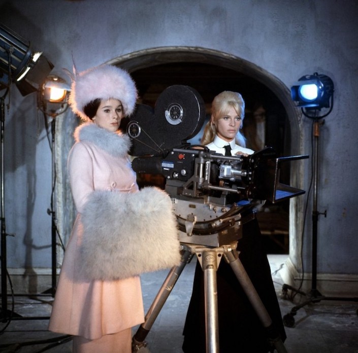 Geraldine Chaplin andd Julie Christie in Doctor Zhivago