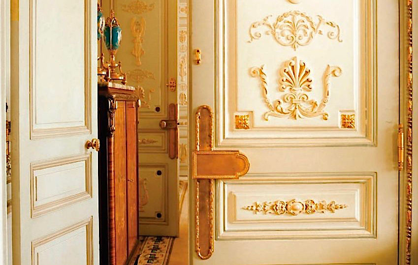 entrance to a Ritz Paris suite, photo Pascal Chevallier:Gamma-Rapha-1 copy-1