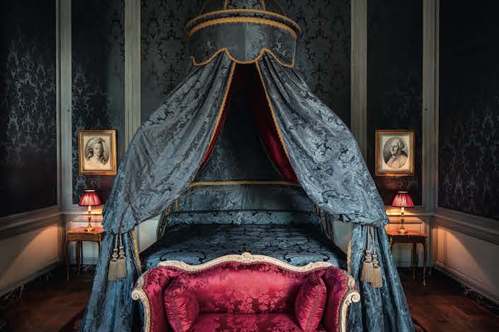 Bedroom in Chateau de Villette