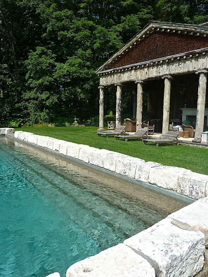 Bunny-Williams-pool-house