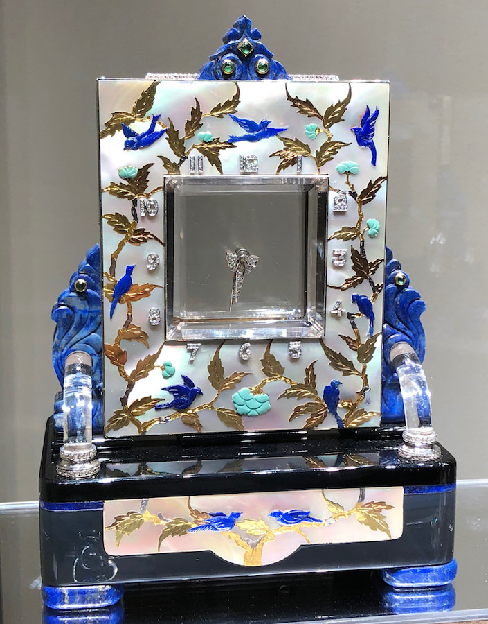Black Starr & Frost mystery clock at Siegelson at TEFAF NY Fall 2018