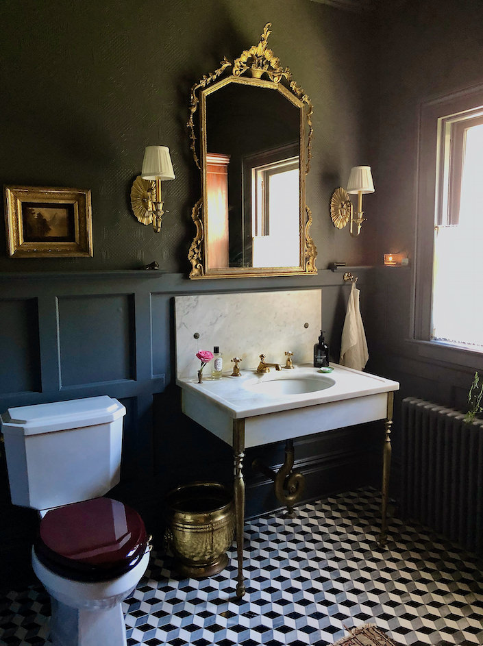 Susan and Will Brinson powder room via Quintessence