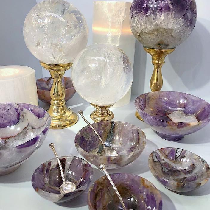 Salts and bowls of Creel and Gow Amethyst, spherical crystal crystals and amethyst