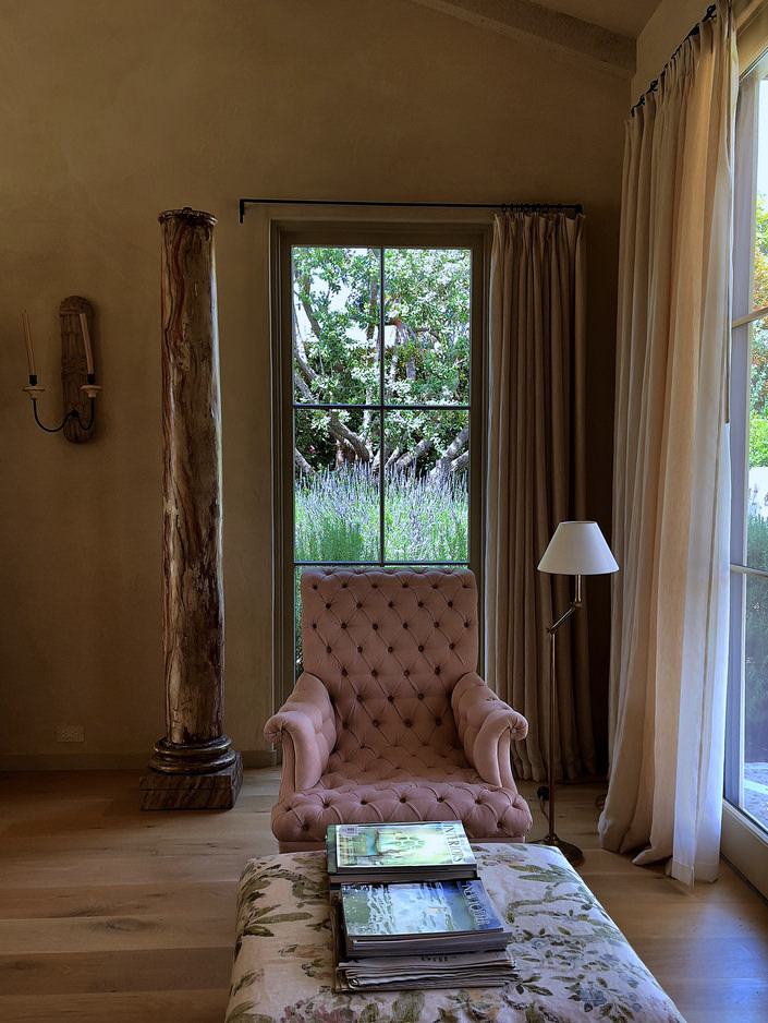 Suzanne Rheinstein Montecito bedroom via Quintessence