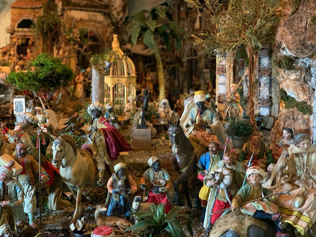 Mario Pollan Naples inspired nativity detail