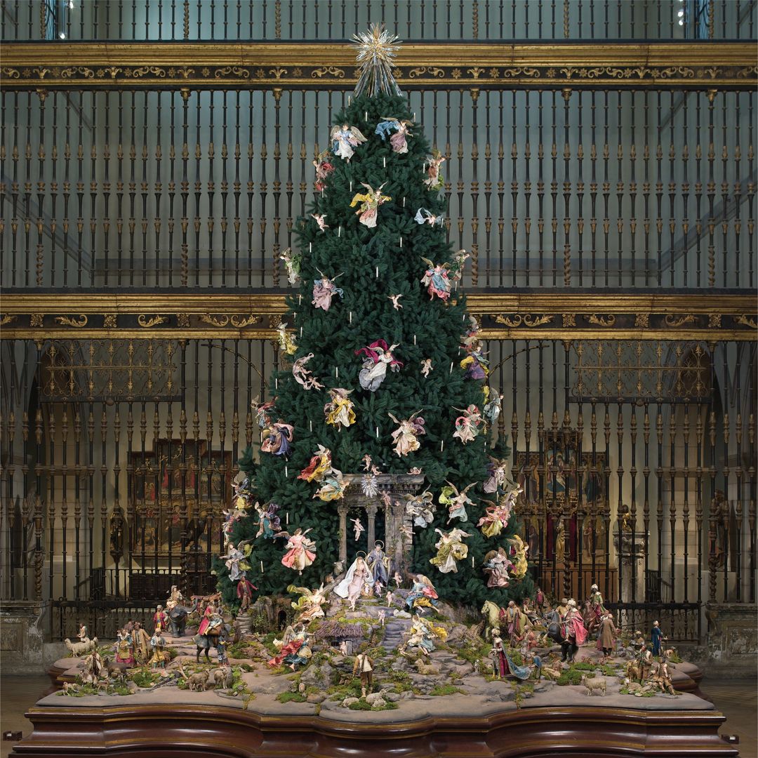 Metropolitan Museum Christmas tree