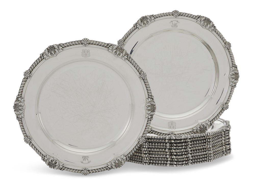 Lot 169_A SET OF TWELVE GEORGE III SILVER DINNER PLATES