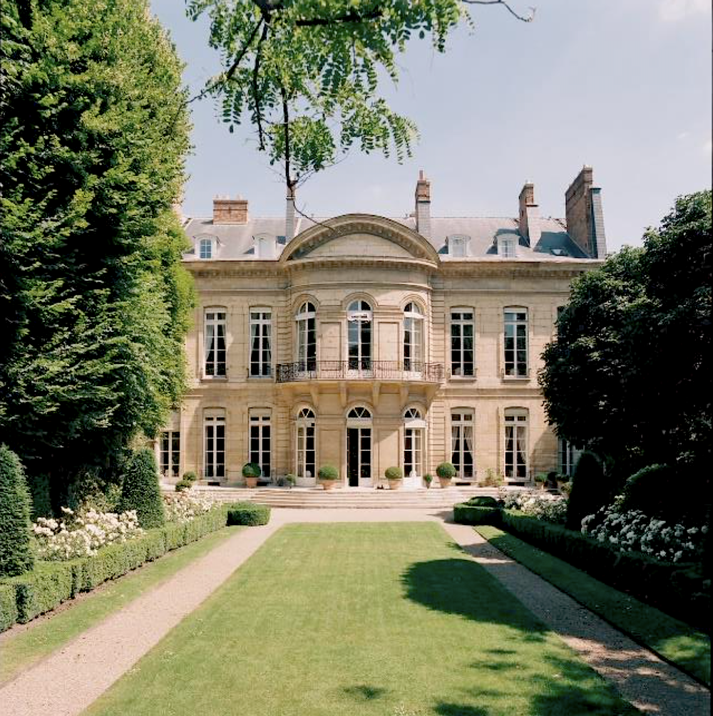 Paris, Hôtel d'Orrouer, rue de Grenelle ©Christie's France, F. Halard