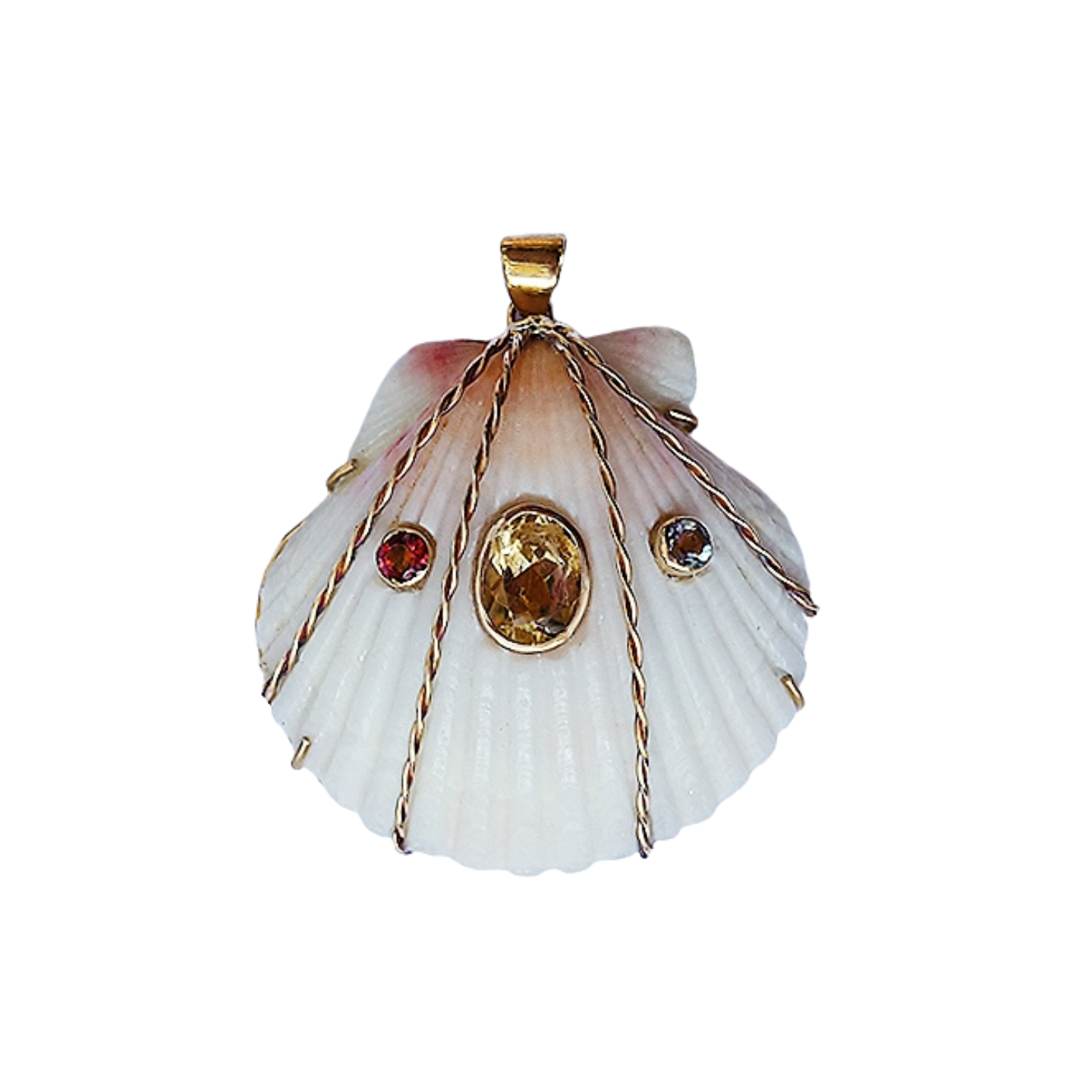 Christina Puchi shell pendant