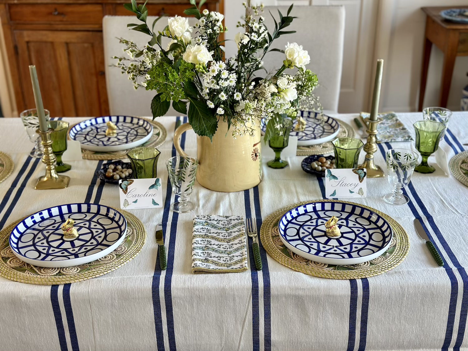 Easter table via Stacey Bewkes of Quintessence-1