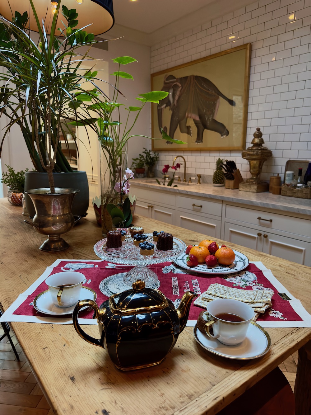 tea in Sophie Sutton's kitchen