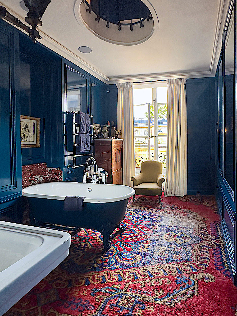 Pierre Sauvage Paris bathroom