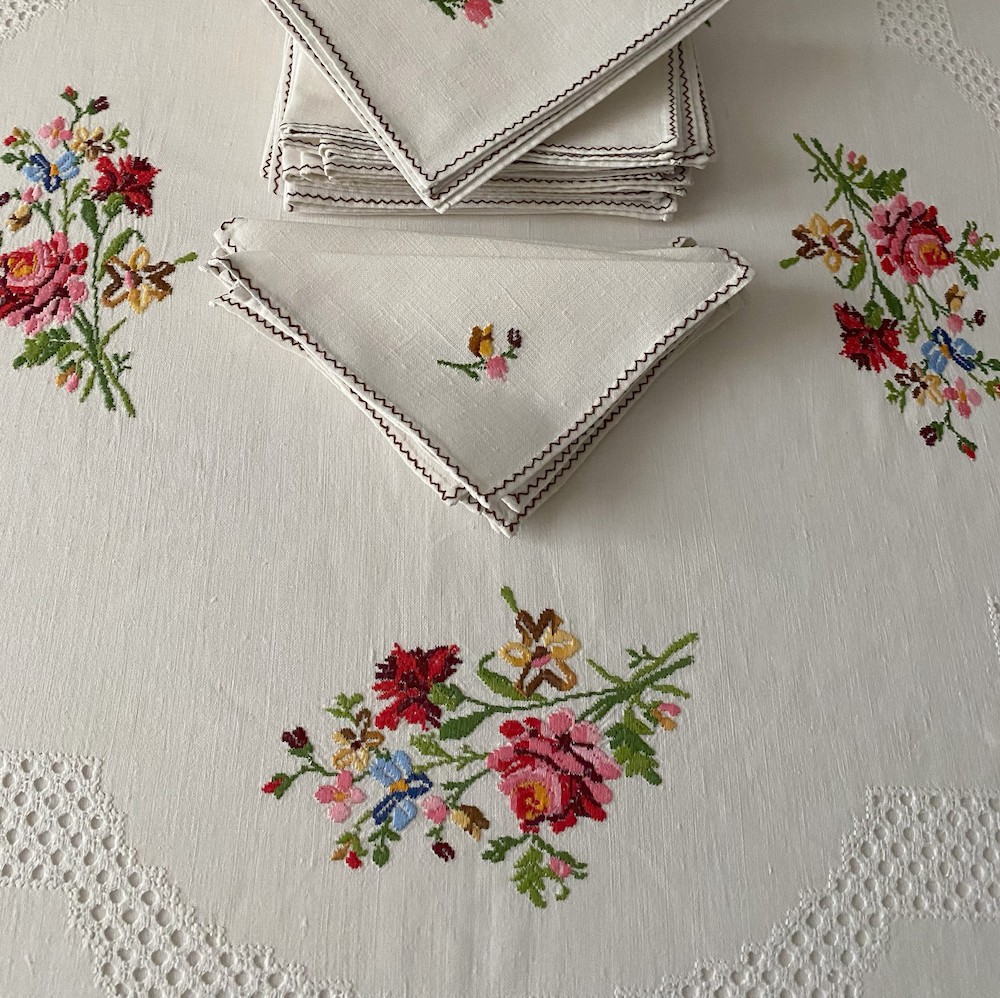 Vintage Hand Embroidered Linen Set