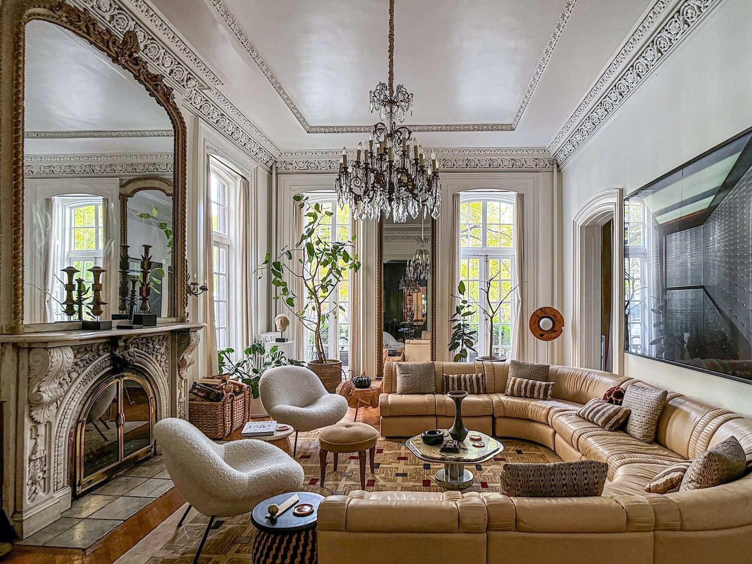 At Home with Sara Story in her Gramercy Park Brownstone