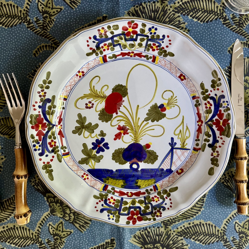 Carnation majolica dinner plate via Quintessence