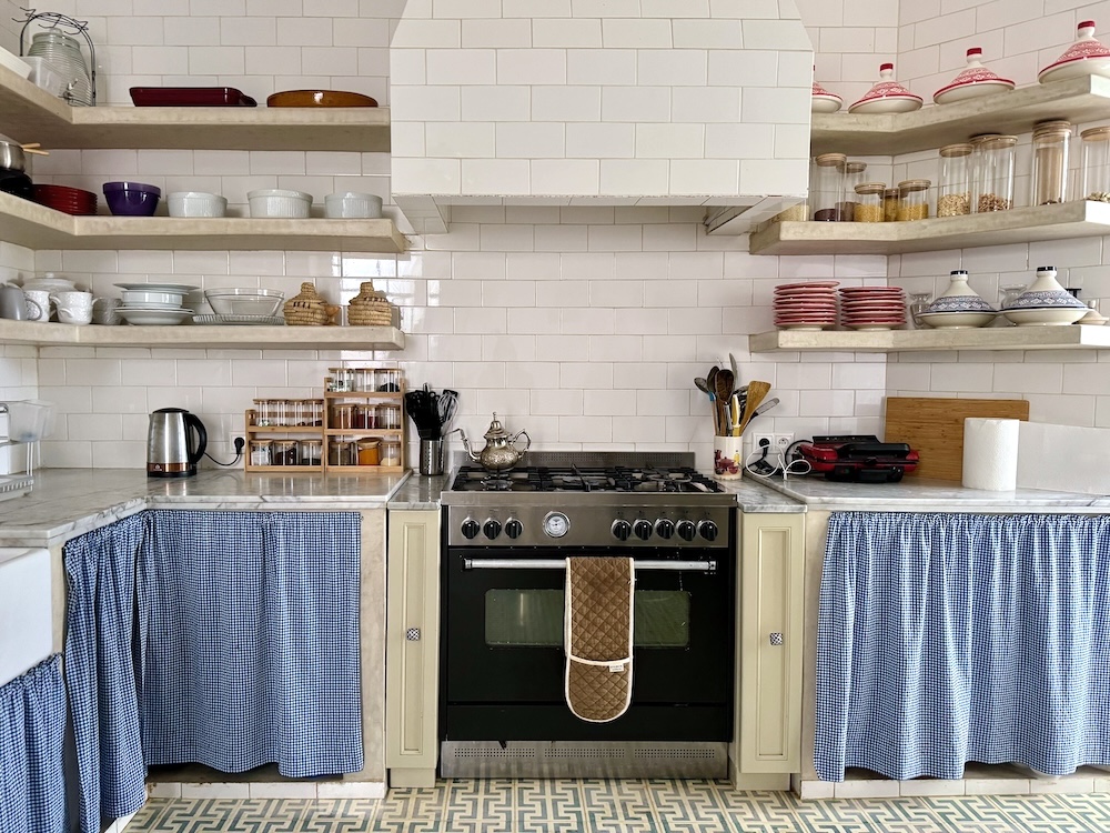 Veere Grenney Tangier kitchen via Quintessence